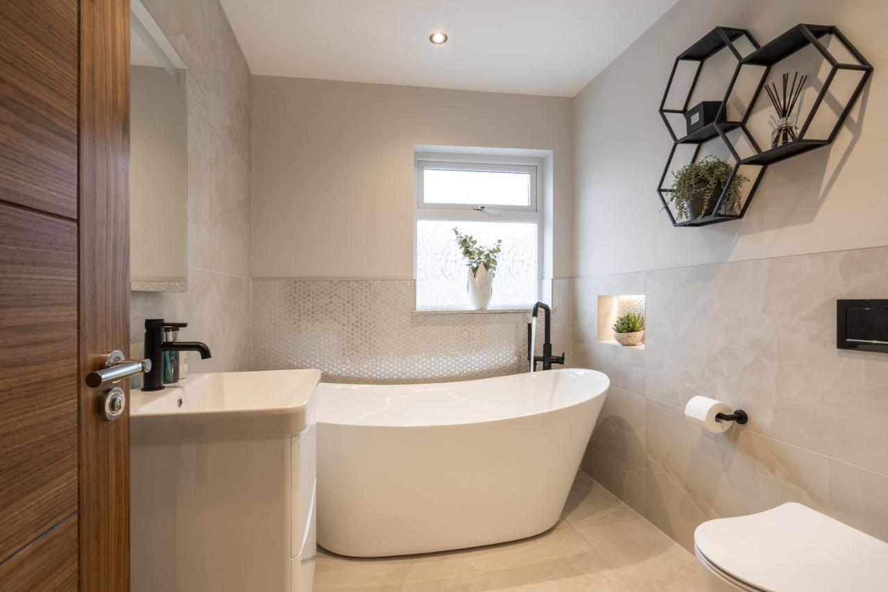 The Orchard, 5 Star Luxury Accommodation ニューカッスル エクステリア 写真